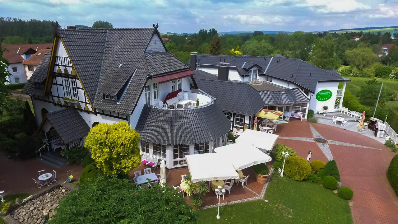 Hotel Kastanienhof Bad Münder am Deister Esterno foto